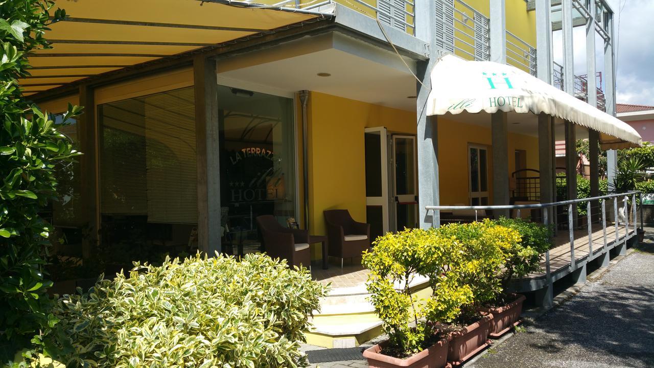 Hotel Illi Marina di Massa Luaran gambar
